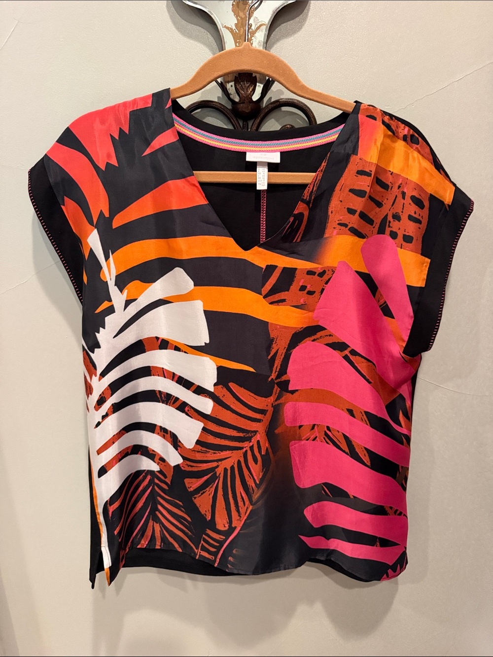 Sportalm Bold Tropical Print V-Neck Top in Black, Pink, Orange & White